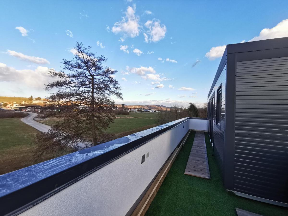 Roof Apartment Art-Pe トレビニェ エクステリア 写真